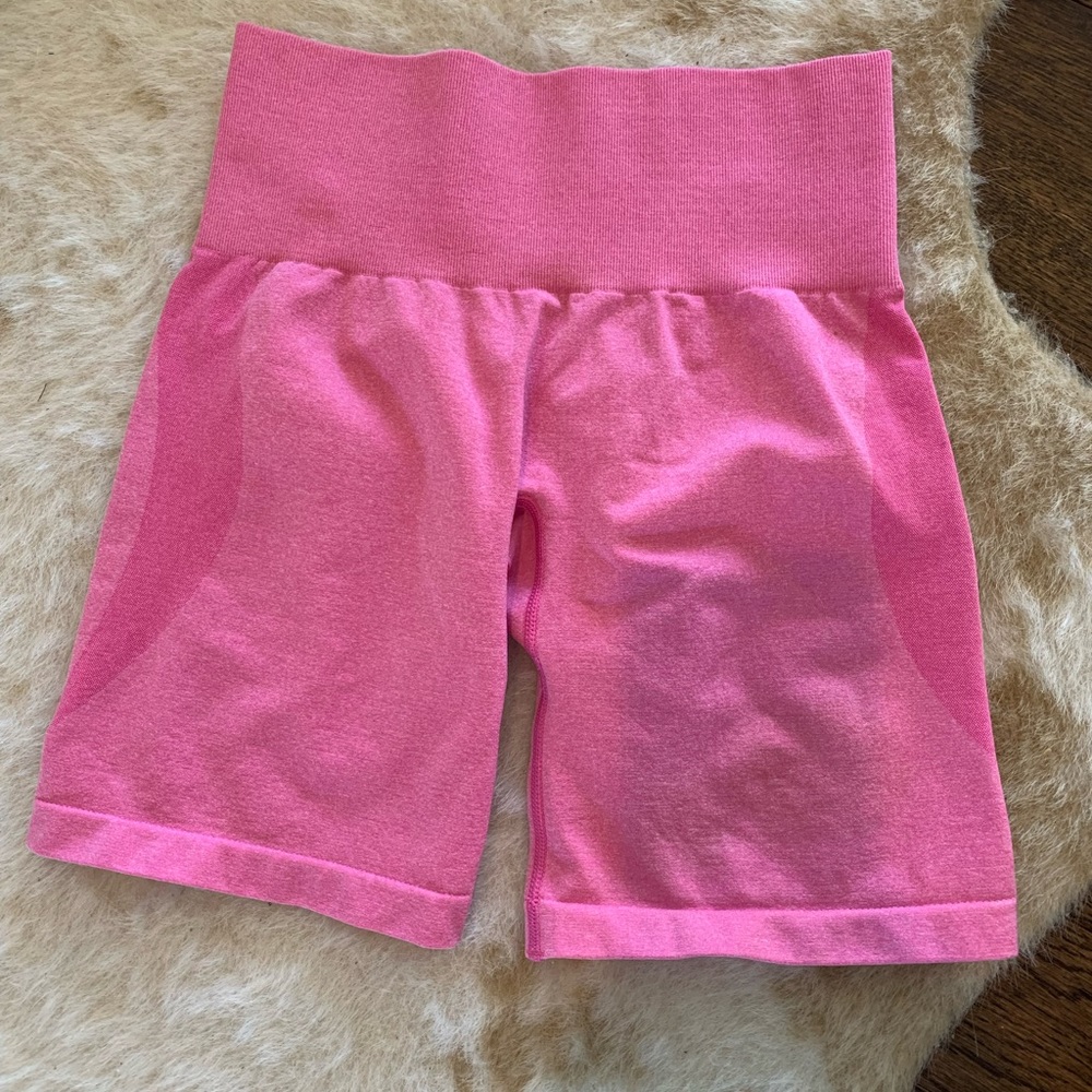 NVGTN contour seamless shorts
